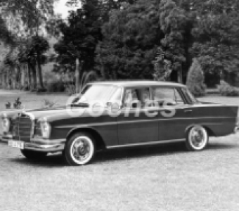Mercedes-Benz W111  1959