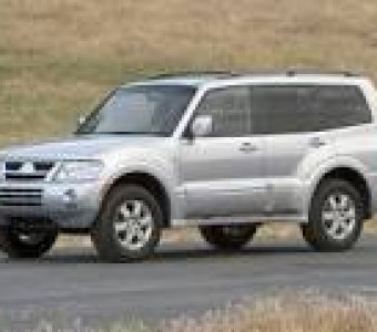 Mitsubishi Montero Sport  2020