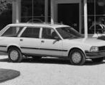 2.0 MANUAL (82 CV)