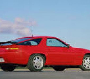 Porsche 928  1987