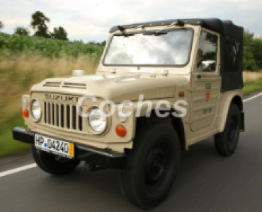 0.4 MANUAL (28 CV) 4WD