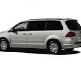 Volkswagen Routan  2012