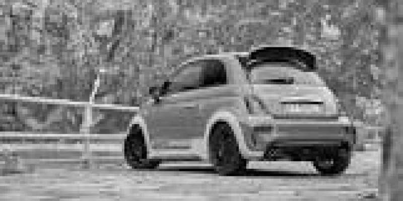 Abarth 695 2017 Cabriolet I Restyling 0.7 MANUAL (48 CV)