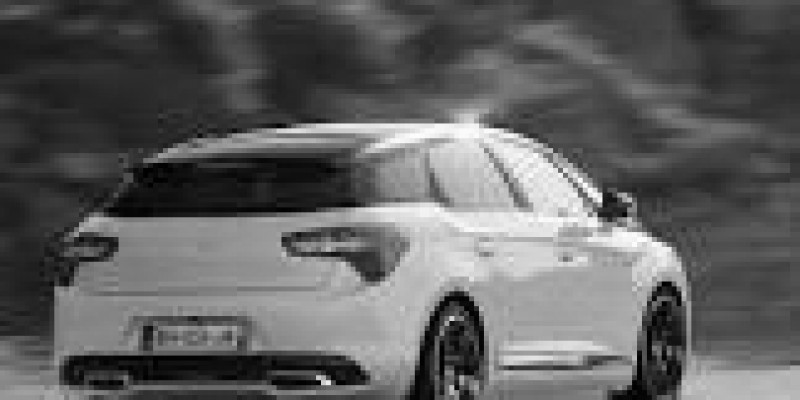 DS 5 2018 Hatchback 5-Puertas 5 Hybrid4 2.0hyb AUTOMATICO (200 CV) 4WD