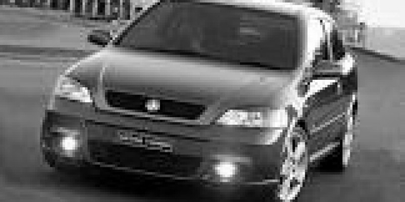 Holden Astra 2003 Sedan IV (TS) 2.2 MANUAL (147 CV)