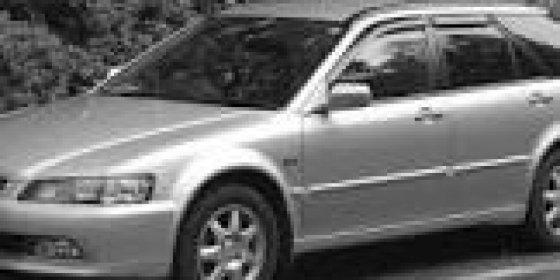 Honda Accord 2000 Sedan VI 3.0 AUTOMATICO (200 CV)