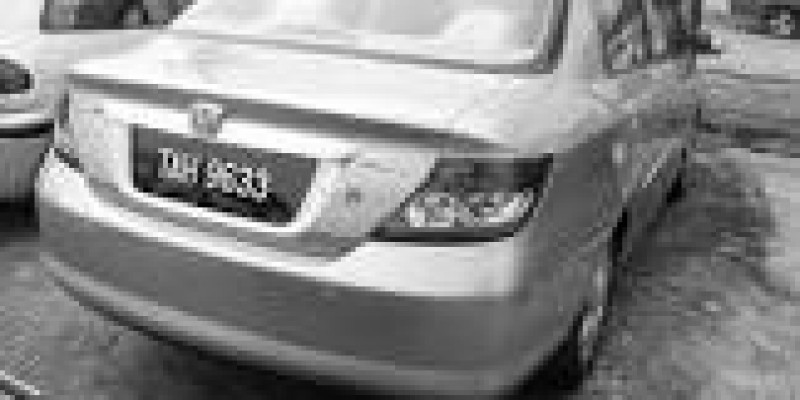 Honda City 2003 Sedan III 1.5 MANUAL (115 CV)