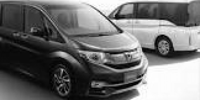 Honda Stepwgn 2015 Minivan IV Restyling 2.0 CVT (150 CV) 4WD