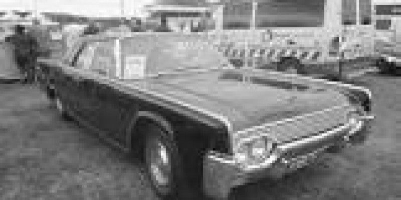 Lincoln Continental 1961 Sedan IV 7.6 AUTOMATICO (345 CV)