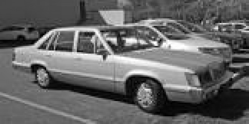 Mercury Marquis 1985 Sedan V 3.8 AUTOMATICO (120 CV)