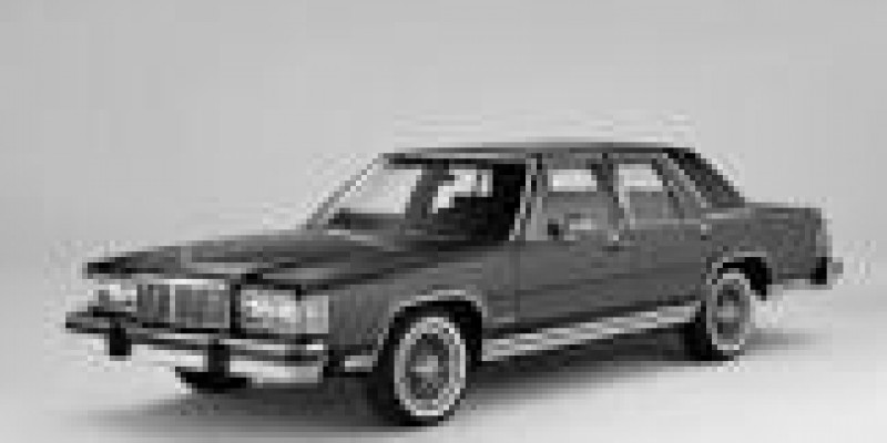 Mercury Marquis 1986 Sedan V 3.3 AUTOMATICO (105 CV)