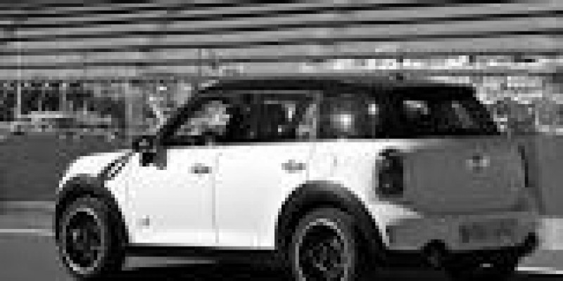 MINI Countryman 2016 SUV 5-Puertas I Cooper D 2.0d AUTOMATICO (112 CV) 4WD