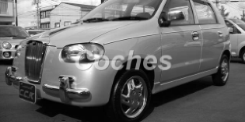 Mitsuoka Ray 2000 Hatchback 5-Puertas II 0.7 AUTOMATICO (46 CV)