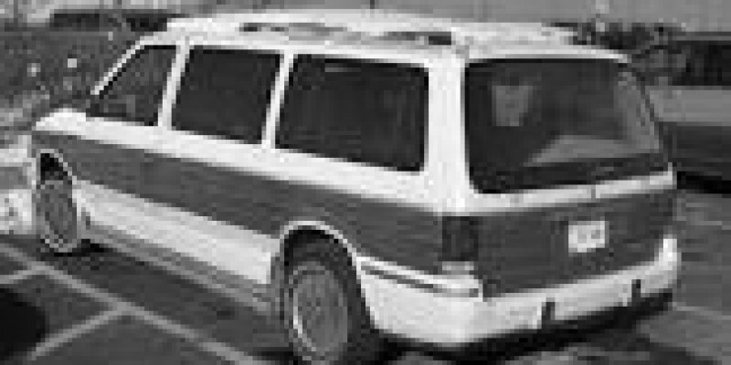 Plymouth Voyager 1996 Minivan III Grand 3.8 AUTOMATICO (166 CV) 4WD