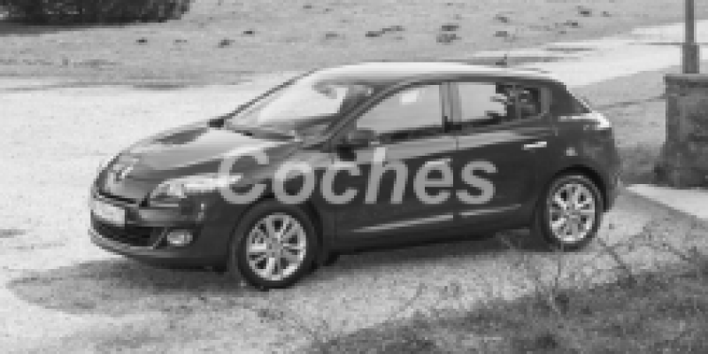 Renault Megane 2013 Hatchback 5-Puertas III Restyling 2.0 CVT (143 CV)