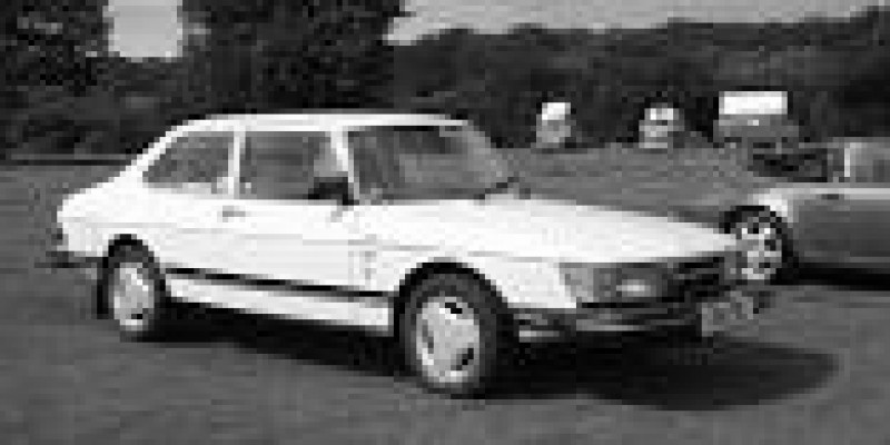 Saab 900 1986 Sedan 2-Puertas I 2.0 MANUAL (107 CV)