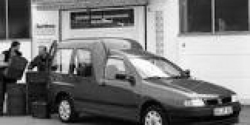 SEAT Inca 2000 Van I 1.6 MANUAL (75 CV)
