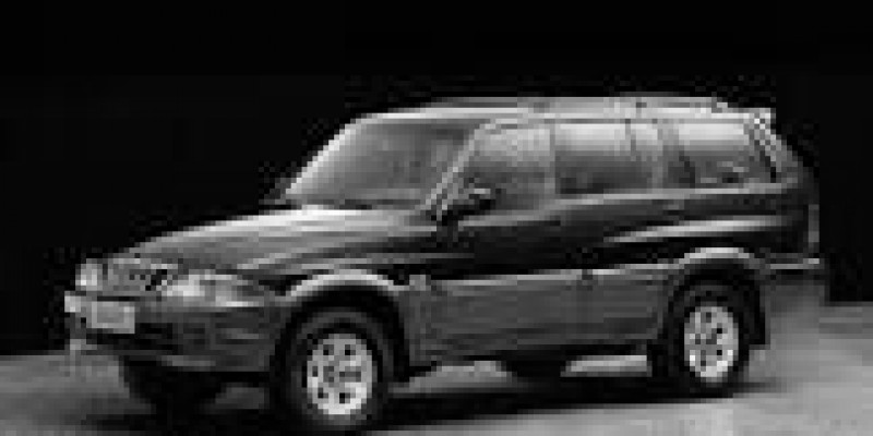 SsangYong Musso 2003 Pickup Double Cab I Restyling Sports 2.9d MANUAL (120 CV)