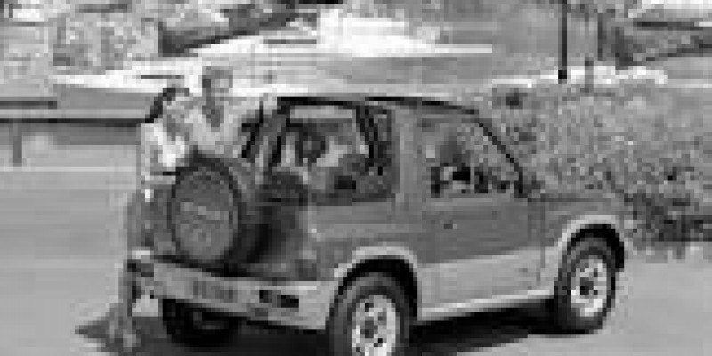 Suzuki Cultus 1997 Cabriolet II 1.3 CVT (82 CV)