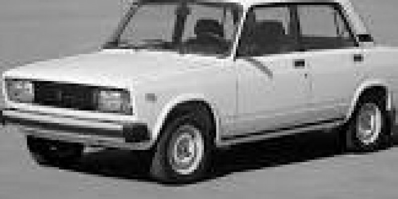 VAZ (Lada) 2105 1998 Sedan 2105 1.6 MANUAL (80 CV)