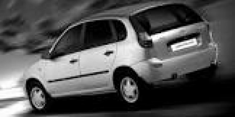 VAZ (Lada) Kalina 2012 Hatchback 5-Puertas I 1.6 MANUAL (84 CV)